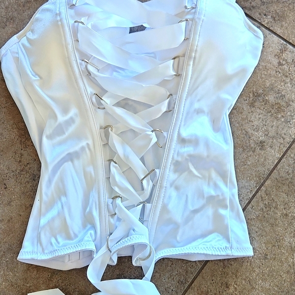 NWOT..Satin Bustia - Picture 4 of 10